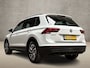 Volkswagen Tiguan 1.5 TSI ACT Highline 150Pk Automaat (PANORAMADAK, GROOT NAVI, CLIMATE, STOELVERWARMING, SPORTSTOELEN, PARKEERSENSOREN, ADAPTIVE CRUISE, NIEUWSTAAT)