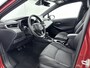 Toyota Corolla 1.8 Hybrid Style Bi-Tone | Navigatie | PDC | Stuur-Stoelverwarming |