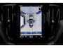 Volvo XC60 T6 Recharge AWD Ultra Dark - Panorama/schuifdak - IntelliSafe Assist & Surround - 360º Camera - Harman/Kardon audio - Adaptieve LED koplampen - Verwarmde voorstoelen, stuur & achterbank - Parkeersensoren voor & achter - Elektr. bedienb. voorstoelen met geheugen - Head up display - Draadloze tel. lader - Elektr. inklapbare trekhaak - 20' LMV