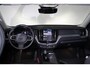 Volvo XC60 T6 Recharge AWD Ultra Dark - Panorama/schuifdak - IntelliSafe Assist & Surround - 360º Camera - Harman/Kardon audio - Adaptieve LED koplampen - Verwarmde voorstoelen, stuur & achterbank - Parkeersensoren voor & achter - Elektr. bedienb. voorstoelen met geheugen - Head up display - Draadloze tel. lader - Elektr. inklapbare trekhaak - 20' LMV