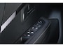 Peugeot 208 1.2 100PK ALLURE | PARKEERSENSOREN VOOR + ACHTER | DRAADLOZE APPLE CARPLAY/ANDROID AUTO | CRUISE CONTROL | DAB+ RADIO | CLIMATE CONTROL | LED KOPLAMPEN | LICHTMETALEN VELGEN 16" |