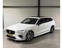 Volvo V60 2.0 B4 197PK R-Design Pano H&K Leer Carplay NAP