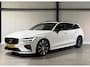 Volvo V60 2.0 B4 197PK R-Design Pano H&K Leer Carplay NAP
