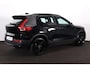 Volvo EX40 Plus Black Edition 70 kWh - IntelliSafe Assist & Surround - Harman/Kardon audio - Parkeercamera achter - Verwarmde voorstoelen & stuur - Parkeersensoren voor & achter - Draadloze tel. lader - Warmtepomp - 20' LMV