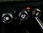 Renault Clio 1.6 E-Tech Hybrid 140 Intens - Occasion Lease vanaf €444 p/m - Camera - Navi - Sensor v+a - Cruise