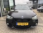 BMW 1-Serie 118i 136PK AUTOMAAT HE M-PAKKET; H&K/NAVI/LEER/ KEYLESS/LED/CLIMA/2XPDC/S&S/STOELV./18''/ - 1E.EIG - NL AUTO - KM=NAP -