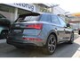 Audi Q5 55 TFSI e 367pk S Line Hybride S-Tronic Automaat / Panorama dak / LM 20 inch / Luchtvering / Zwart optiek / 360 Camera / LED Matrix