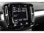 Volvo XC40 T4 Recharge Core Bright | Parkeercamera | Keyless | 19 Inch | Silver skidplates voor en achter