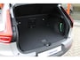 Volvo XC40 T4 Recharge Core Bright | Parkeercamera | Keyless | 19 Inch | Silver skidplates voor en achter