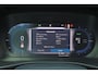Volvo EX40 Extended Range Plus 82 kWh - IntelliSafe Assist & Surround - 360º Camera - Verwarmde voorstoelen, stuur & achterbank - Parkeersensoren voor & achter - Elektr. bedienb. bestuurdersstoel met geheugen - Draadloze tel. lader - Warmtepomp - Extra getint glas - Elektr. inklapbare trekhaak - 19' LMV