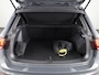 Volkswagen Tiguan 1.4 TSI eHybrid R-Line Business+ 245 pk Automaat (DSG) | Verlengde garantie | Navigatie | Panoramadak | Trekhaak (afneembaar) | Parkeersensoren (Park assist) | Achteruitrijcamera | Stoelverwarming |
