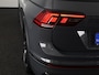 Volkswagen Tiguan 1.4 TSI eHybrid R-Line Business+ 245 pk Automaat (DSG) | Verlengde garantie | Navigatie | Panoramadak | Trekhaak (afneembaar) | Parkeersensoren (Park assist) | Achteruitrijcamera | Stoelverwarming |