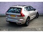 Volvo XC60 2.0 T6 Plug-in hybrid AWD Plus Dark | Facelift | Head-Up | Panoramadak | Trekhaak | 360 Camera | All-Season Banden | Google | Stoel en Stuurverwarming |