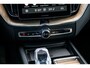 Volvo XC60 2.0 T6 Plug-in hybrid AWD Plus Dark | Facelift | Head-Up | Panoramadak | Trekhaak | 360 Camera | All-Season Banden | Google | Stoel en Stuurverwarming |