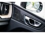 Volvo XC60 2.0 T6 Plug-in hybrid AWD Plus Dark | Facelift | Head-Up | Panoramadak | Trekhaak | 360 Camera | All-Season Banden | Google | Stoel en Stuurverwarming |