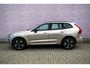 Volvo XC60 2.0 T6 Plug-in hybrid AWD Plus Dark | Facelift | Head-Up | Panoramadak | Trekhaak | 360 Camera | All-Season Banden | Google | Stoel en Stuurverwarming |