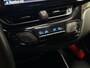 Toyota C-HR / C-HR+ 1.8 Hybrid Dynamic Automaat (NAVIGATIE, CAMERA, STOELVERWARMING, GETINT GLAS, SPORTSTOELEN, XENON, ADAPTIVE CRUISE, ZWART HEMEL, NIEUWSTAAT)