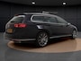 Volkswagen Passat Variant 1.4 TSI PHEV GTE | Pano Dak | 360 Camera | Head-up Display | Elek. Stoelen | Elek. Achterklep | ACC | Stoelverwarming | Matrix LED |