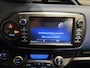 Toyota Yaris 1.5 Hybrid 100pk 5D CVT Bi-Tone Camera. Cruise