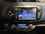 Toyota Yaris 1.5 Hybrid 100pk 5D CVT Bi-Tone Camera. Cruise