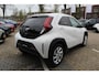 Toyota Aygo X 1.0 VVT-I MT FIRST LM-VELGEN STOELVERW. CLIMA CAMERA APPLE/ANDROID AD-CRUISE
