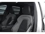 Volvo XC60 2.0 Recharge T8 AWD R-Design | Panorama | Elek. Trekhaak | Stoelverwarming voor + achter | Stuurverwarming |