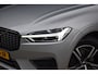 Volvo XC60 2.0 Recharge T8 AWD R-Design | Panorama | Elek. Trekhaak | Stoelverwarming voor + achter | Stuurverwarming |