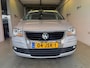 Volkswagen Touran 2.0 TDI Highline 5 PERS. CLIMA PDC RIJDT HEEL GOED NAP