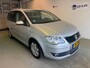 Volkswagen Touran 2.0 TDI Highline 5 PERS. CLIMA PDC RIJDT HEEL GOED NAP