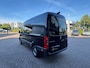 Mercedes-Benz Sprinter 317 L2H2 2x Schuifdeur Alarm kl3 Adaptieve cruise Digitale binnenspiegel Pro Trekhaak 3.5T Smartphone integratie Stuurwiel verwarming 270gr Deuren Betimmering