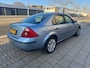 Ford Mondeo 1.8-16V Ambiente RIJDT GOED NAP APK 5-2026 inruil koopje