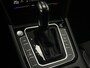 Volkswagen Passat 1.4 TSI PHEV GTE Business | NAVI | STANDKACHEL | TREKHAAK | KEYLESS | ACC |
