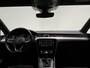 Volkswagen Passat 1.4 TSI PHEV GTE Business | NAVI | STANDKACHEL | TREKHAAK | KEYLESS | ACC |