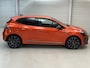 Renault Clio 1.0 TCe 90 GPF esprit Alpine Handgeschakeld / Dealer onderhouden / Pack winter / Pack Premium Sound BOSE / Stuur- & Stoelverwarming / Adaptief cruise control / Achteruitrijcamera / Keyless Entry/Start / Climate control / Draadloze telefoon lader /