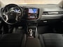 Mitsubishi Outlander 2.0 PHEV Deluxe 204Pk Automaat (NAVIGATIE, CAMERA, LEDER/ALCANTARA, TREKHAAK, STOELVERWARMING, SPORTSTOELEN, KEYLESS, GETINT GLAS, NIEUWE APK, NIEUWSTAAT)