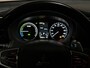 Mitsubishi Outlander 2.0 PHEV Deluxe 204Pk Automaat (NAVIGATIE, CAMERA, LEDER/ALCANTARA, TREKHAAK, STOELVERWARMING, SPORTSTOELEN, KEYLESS, GETINT GLAS, NIEUWE APK, NIEUWSTAAT)