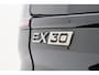 Volvo EX30 TWIN MOTOR PERFORMANCE ULTRA 69 kWh *FULL OPTIONS!* -PANO.DAK|HARMAN/KARDON|360°CAM|CLIMATE|POWER-SEATS|AUT.INPARKEREN|TREKHAAK|20"|PINE