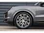 Porsche Cayenne 3.0 E-Hybrid 470pk Sport Chrono | Pano | Matrix | ACC | 21'' Wielen | Bose | Trekhaak | Orig. NL |