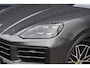 Porsche Cayenne 3.0 E-Hybrid 470pk Sport Chrono | Pano | Matrix | ACC | 21'' Wielen | Bose | Trekhaak | Orig. NL |
