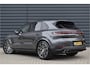 Porsche Cayenne 3.0 E-Hybrid 470pk Sport Chrono | Pano | Matrix | ACC | 21'' Wielen | Bose | Trekhaak | Orig. NL |
