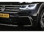 Volkswagen Tiguan 1.5 TSI R-Line Business | WINTER / TRAILER- PACK | PANORAMADAK | IQ LIGHT | DAB | APPLE | CAMERA | TREKHAAK | 19"