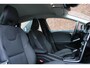 Volvo V40 Cross Country T3 Automaat Edition+ | Trekhaak | Verwarmbare Voorstoelen | Cruise Control | Navigatie | Bluetooth Telefonie & Multimedia | Lichtmetalen Velgen | Climate Control