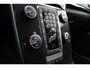 Volvo V40 Cross Country T3 Edition+ | Trekhaak | Verwarmbare Voorstoelen | Cruise Control | Navigatie | Bluetooth Telefonie & Multimedia | Lichtmetalen Velgen | Climate Control