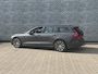 Volvo V60 2.0 T6 Plug-in hybrid AWD Plus Dark | PHEV | Trekhaak | Sportstoelen | Navigatie | Elektrisch Verstelbare Voorstoelen | Cruise Control Adaptief | Keyless Entry | Elektrische Achterklep