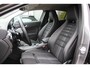 Mercedes-Benz GLA 200 Premium | Camera | Navi | Trekhaak | Stoelverw | Airco | Cruise | Sportstoelen | | Bluetooth | LMV18'' | Dealer onderhouden | Zeer nette