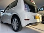 Volkswagen Up! 1.0 BMT move up! Airco - Bluetooth - Centrale vergrendeling met afstandsbediening - Radio - Start/stop systeem - Elektrische ramen voor