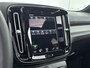 Volvo XC40 1.5 T5 Recharge R-Design | Trekhaak | Panormadak | PDC V+A en Camera | BLIS | Adaptive Cruiscontrol | Extra Getint Glas | Stoel + Stuurverwarming |