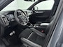 Volvo XC40 1.5 T5 Recharge R-Design | Trekhaak | Panormadak | PDC V+A en Camera | BLIS | Adaptive Cruiscontrol | Extra Getint Glas | Stoel + Stuurverwarming |