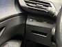 Peugeot 3008 1.2 PureTech Allure Sport Automaat (APPLE CARPLAY, PARELMOER, GROOT NAVI, 360 CAMERA, LEDER, SPORTSTOELEN, GETINT GLAS, LANE ASSIST, NIEUWSTAAT)