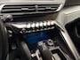 Peugeot 3008 1.2 PureTech Allure Sport Automaat (APPLE CARPLAY, PARELMOER, GROOT NAVI, 360 CAMERA, LEDER, SPORTSTOELEN, GETINT GLAS, LANE ASSIST, NIEUWSTAAT)
